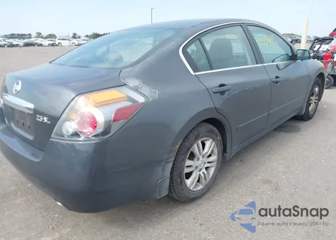 2010 Nissan Altima 2.5 S z USA, uszkodzony, nr VIN 1N4AL2AP3AN425080